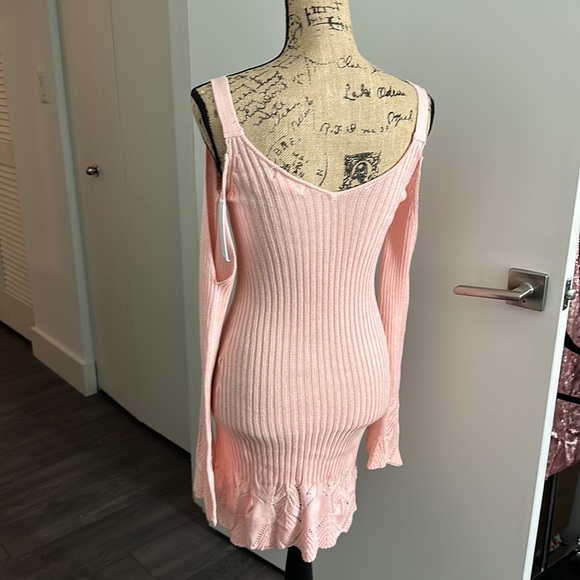 NWT - pretty pink knitted dress from Lovers + Friends!!! - Picture 7 of 7